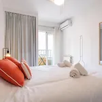 Sierra Nevada Views Sunny Spacious Renovated דירה *