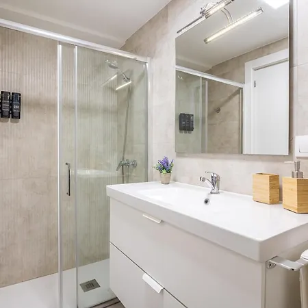 Sierra Nevada Views Sunny Spacious Renovated